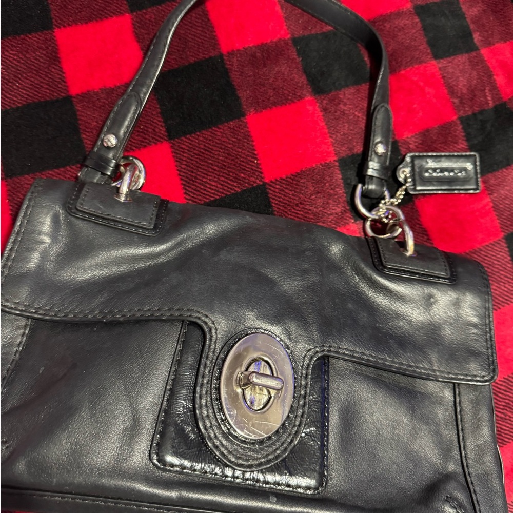 Coach Black Leather Shoulder Bag with Turnlock